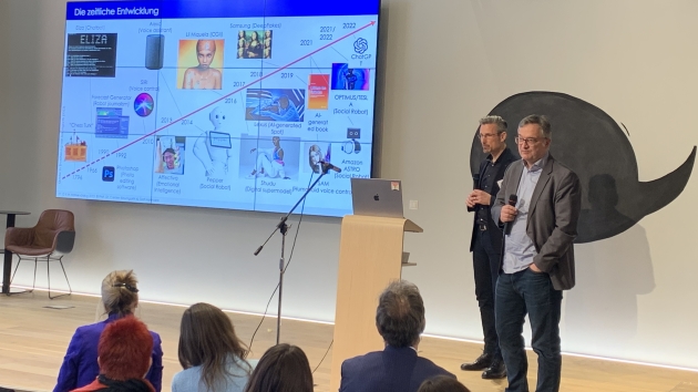 Zeitenwende – auch für Marken? - Die Referenten des G·E·M Markendialogs 2023 spachen über Wegen aus der Polykrise, die 'Superleague of brands', kritische Lebensereignisse und Konsumentenverhalten, die Gestaltung der Zukunft in einem Sozialunternehmen, den Status quo der KI in der Markenführung sowie nachhaltiges Storytelling - Quelle: Vanessa Göbel